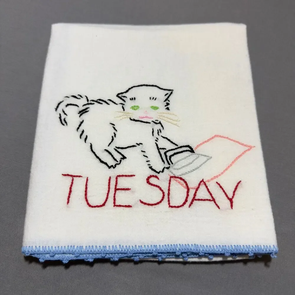 VINTAGE Embroidered Cat Kitten Days of The Week Handtowel Complete Set of 7